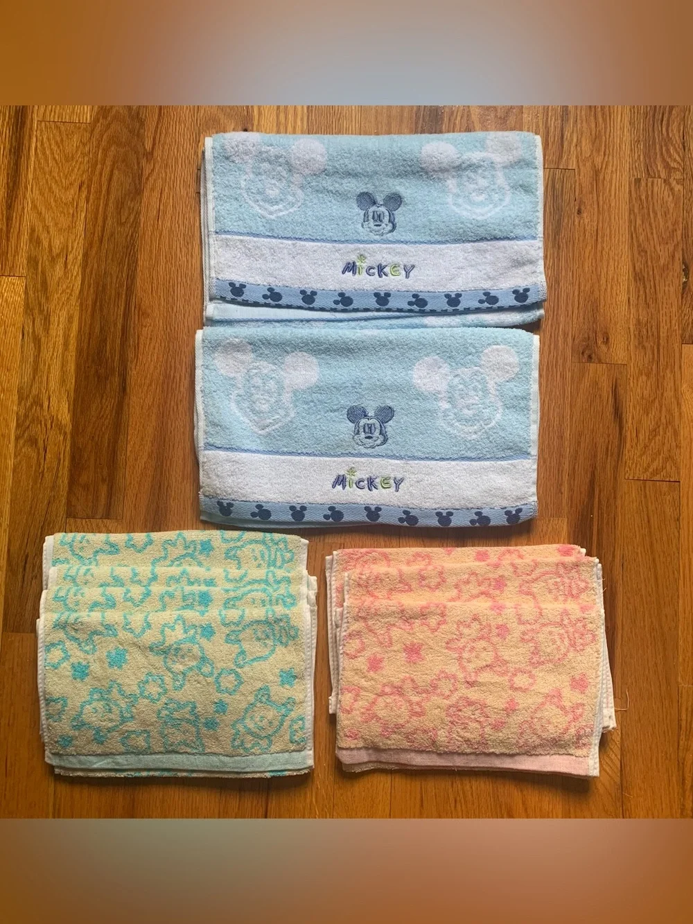 Disney Mickey towel bundle - 13 towels